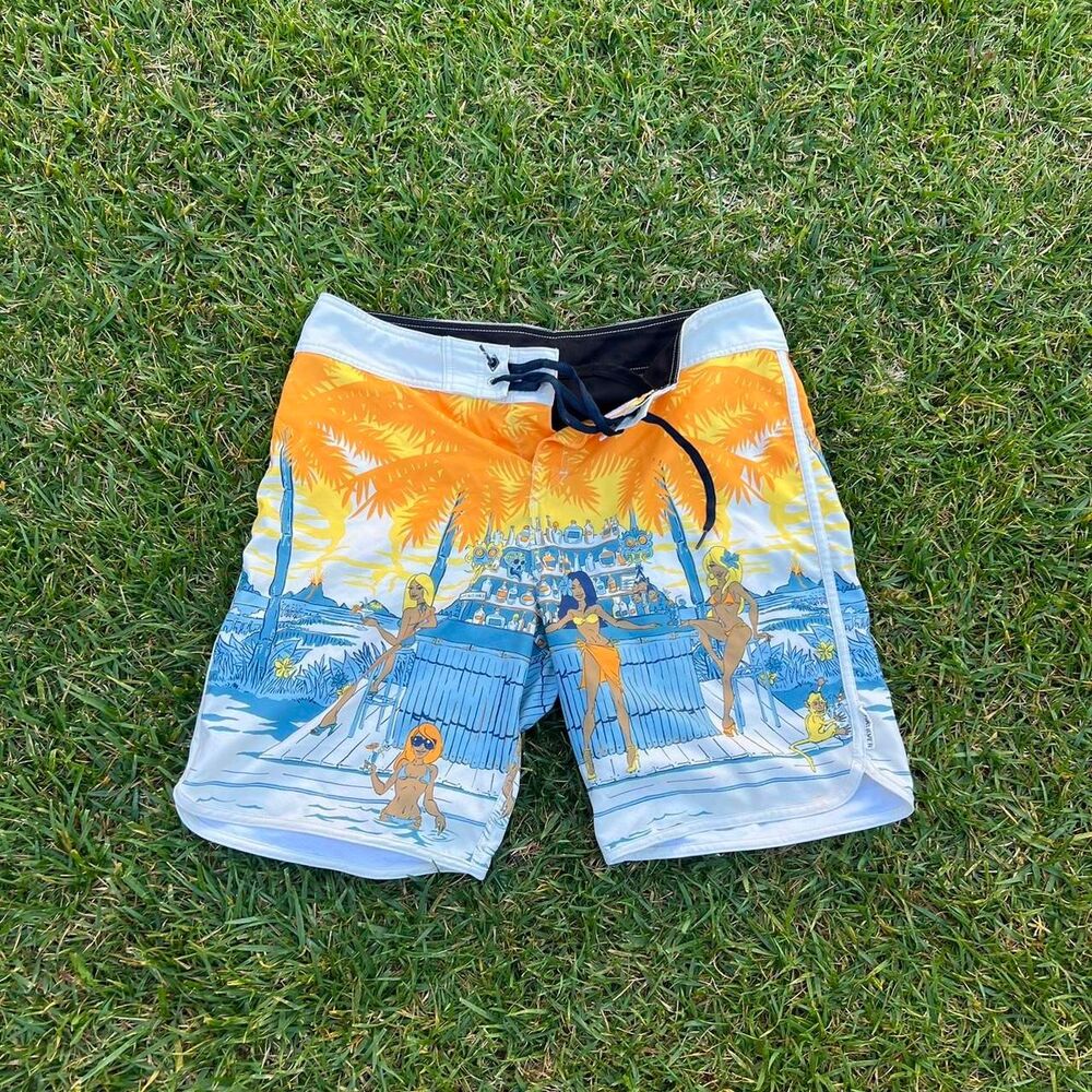 Quiksilver board surf swim shorts mens size 33